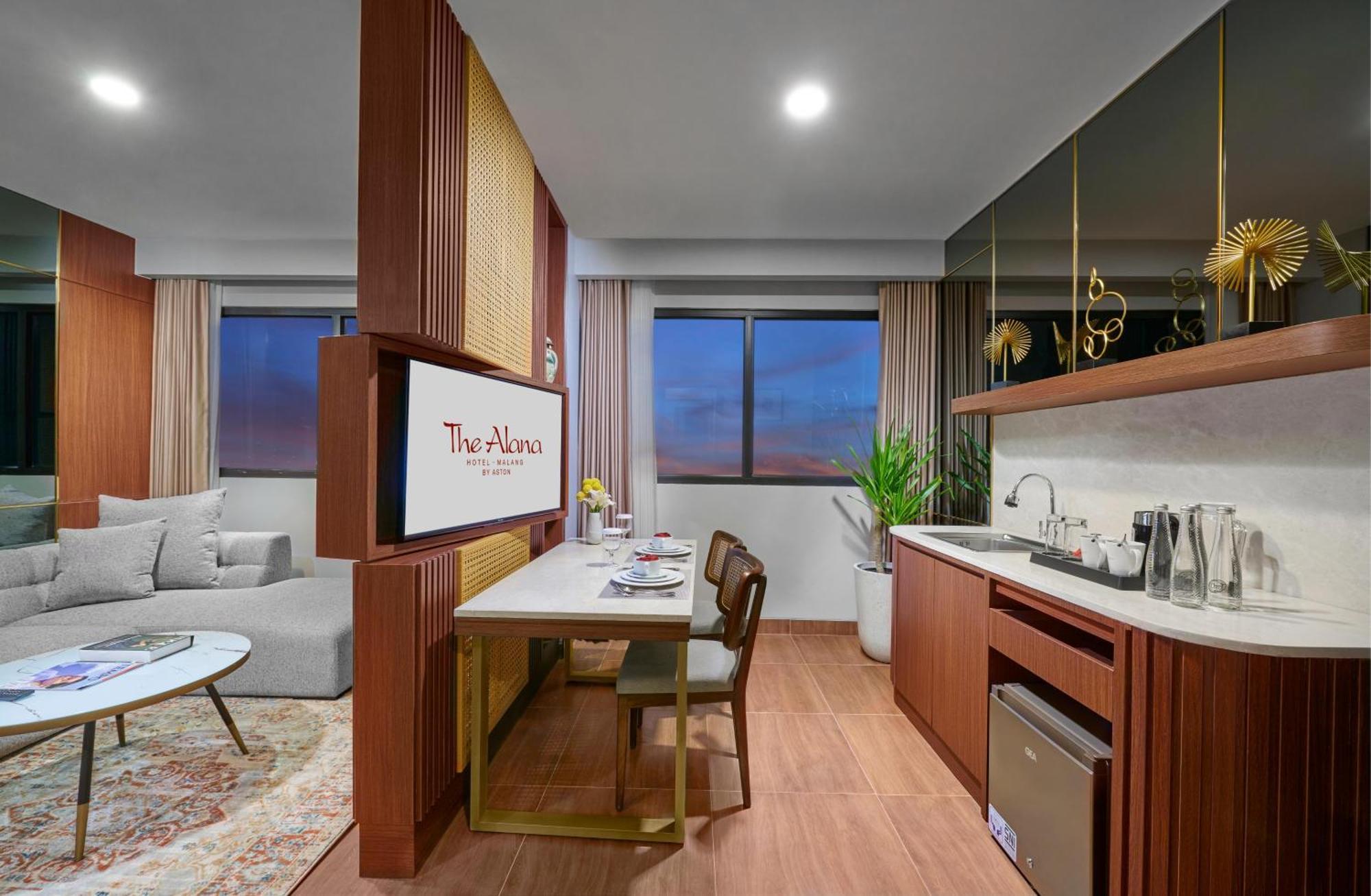 Alana Suite,1537966339:JPEG